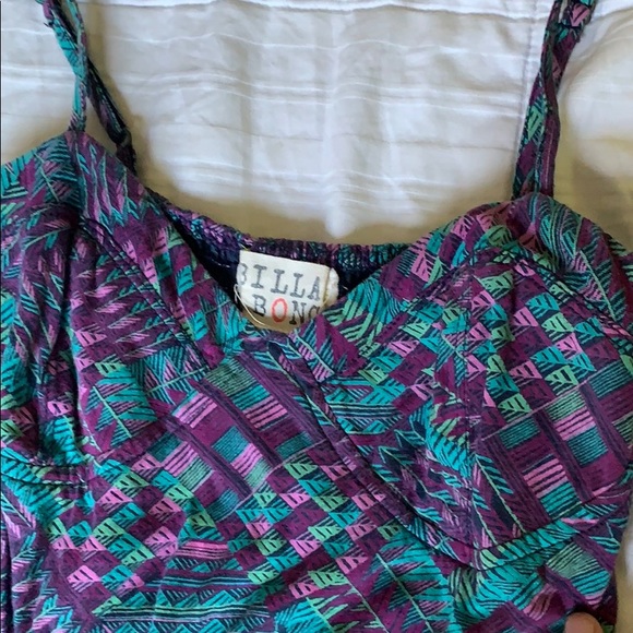 Cute billabong top - Picture 5 of 6